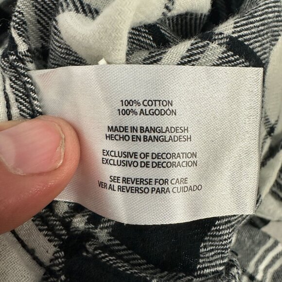 Gap Womens Black & White Plaid Button Flannel Shirt XL Long Sleeve Casual Cotton - Picture 5 of 10